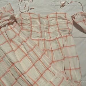 Pink and white gingham dress. Worn once great condition. Women’s extra small.